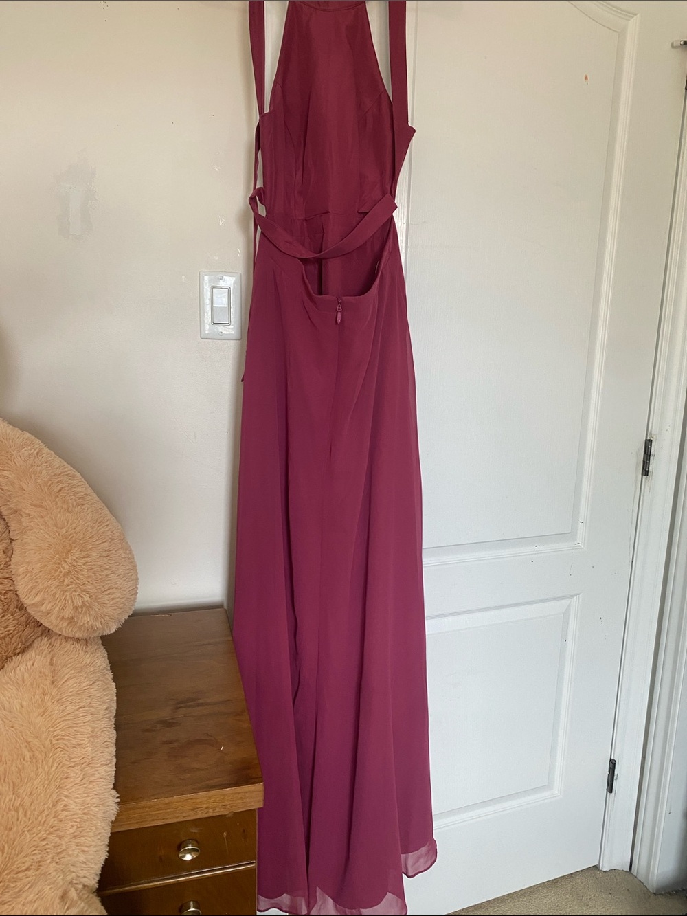 Elegant Wine-Red Halter Evening Dress